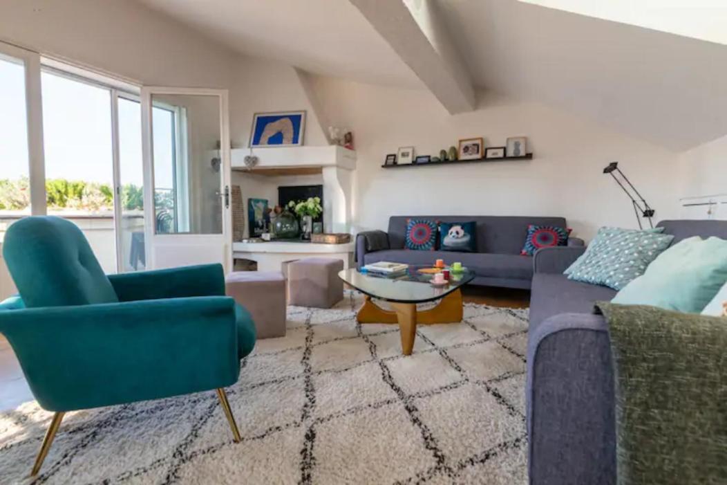 Magnifique Appartement De Charme Avec Vue Sur Le Palais Des Papes A Avignon Wifi Gratuit Buitenkant foto